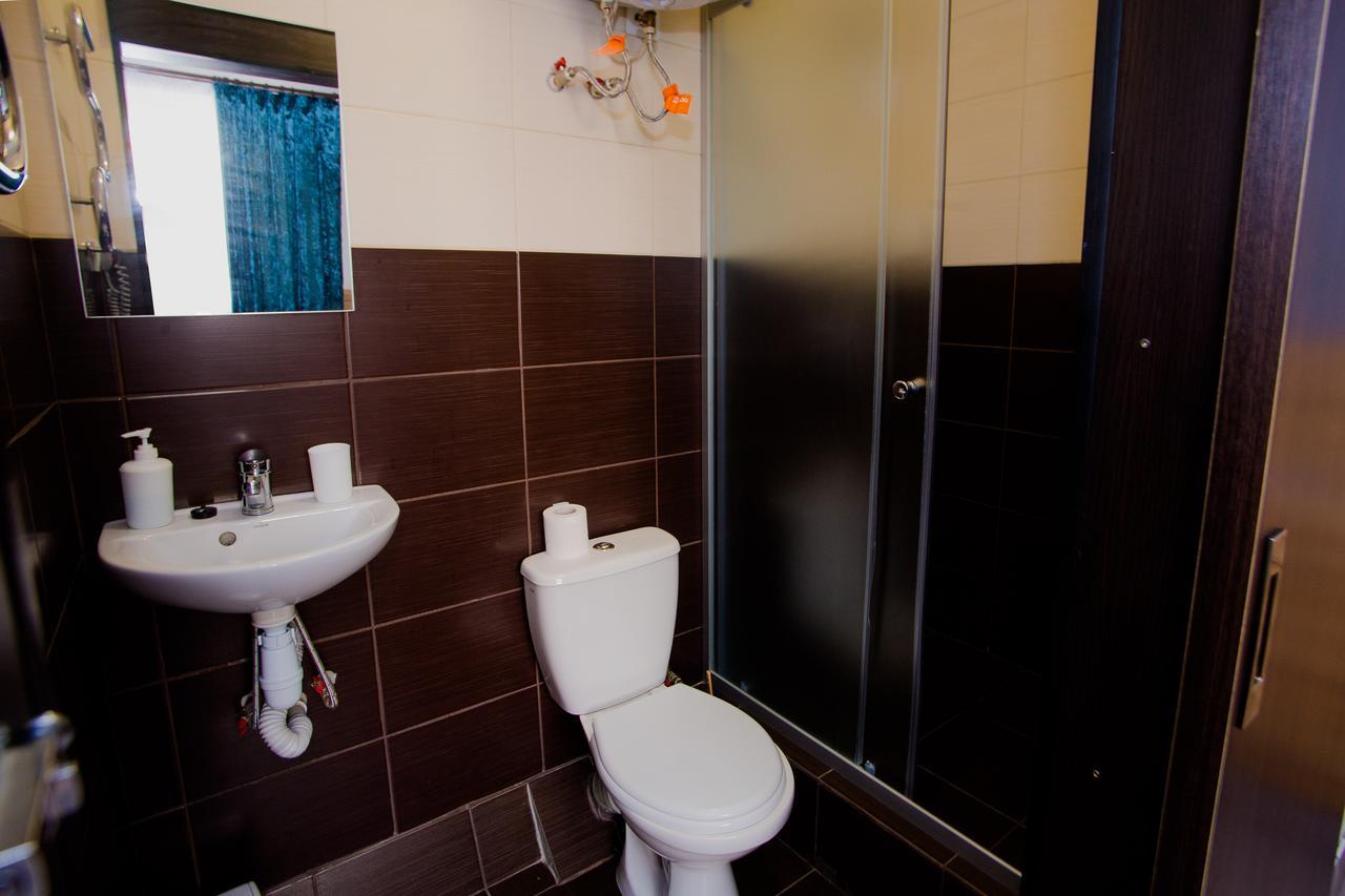 Ok Hotel Rivne Kültér fotó