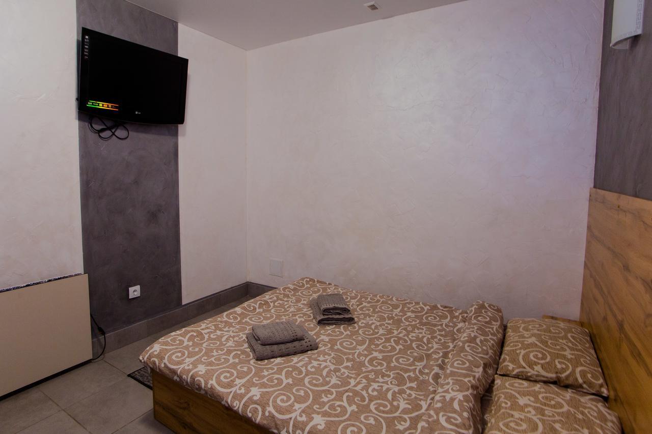 Ok Hotel Rivne Kültér fotó